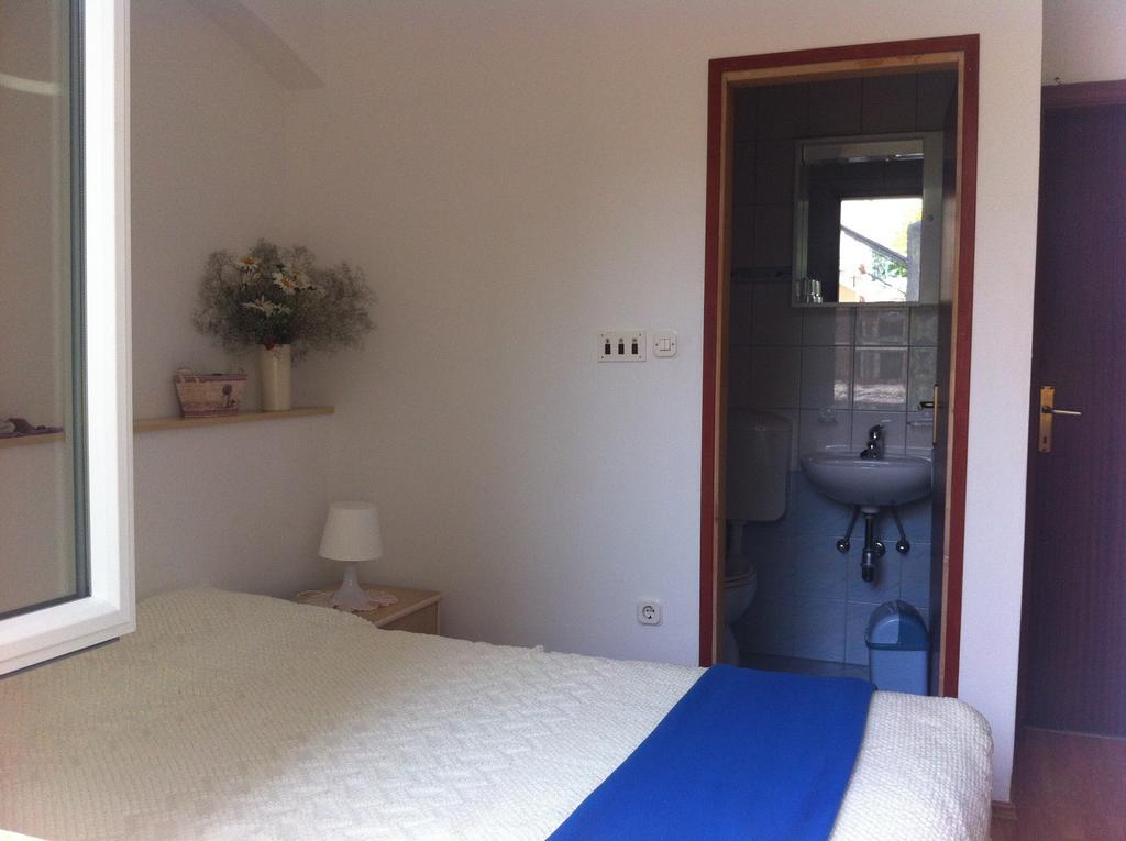 Guest House Slavica PUY Exterior foto