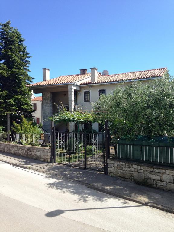 Guest House Slavica PUY Exterior foto